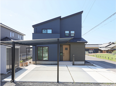 片流れ屋根の家